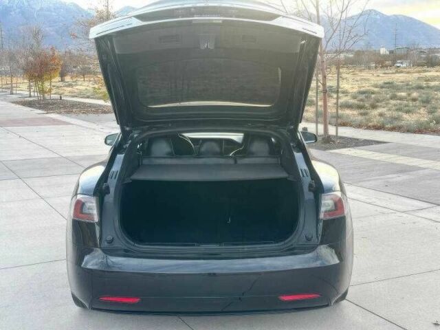 Чорний Тесла Модель С, об'ємом двигуна 0 л та пробігом 89 тис. км за 8900 $, фото 8 на Automoto.ua