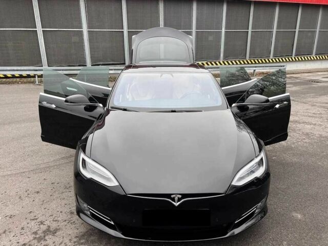 Черный Тесла Модель С, объемом двигателя 0 л и пробегом 89 тыс. км за 11800 $, фото 21 на Automoto.ua