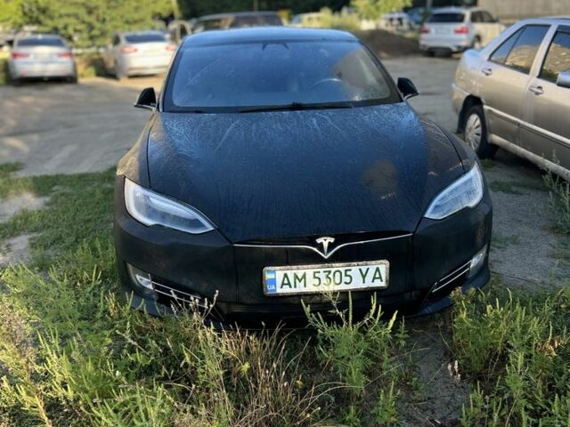 Черный Тесла Модель С, объемом двигателя 0 л и пробегом 350 тыс. км за 18992 $, фото 2 на Automoto.ua