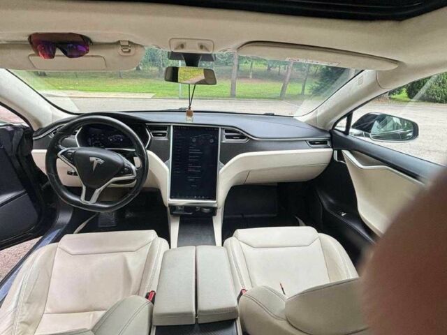 Черный Тесла Модель С, объемом двигателя 0 л и пробегом 81 тыс. км за 12300 $, фото 5 на Automoto.ua