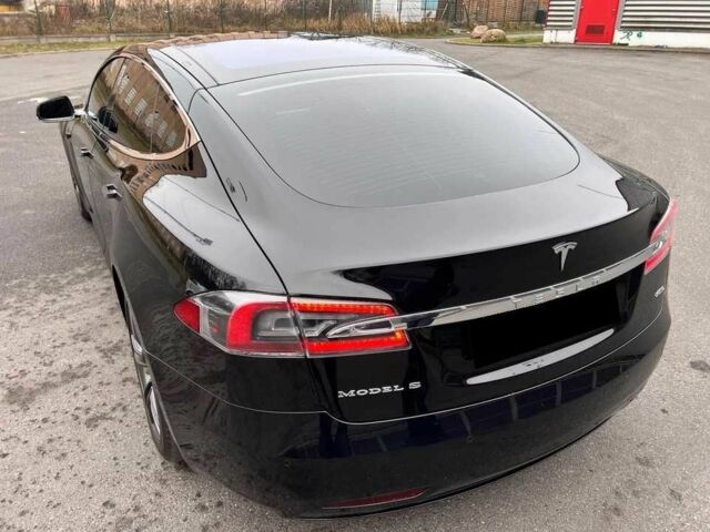 Черный Тесла Модель С, объемом двигателя 0 л и пробегом 89 тыс. км за 11800 $, фото 5 на Automoto.ua