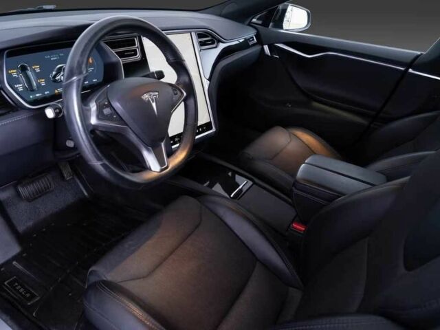 Черный Тесла Модель С, объемом двигателя 0 л и пробегом 78 тыс. км за 22900 $, фото 6 на Automoto.ua