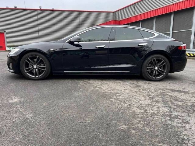 Черный Тесла Модель С, объемом двигателя 0 л и пробегом 89 тыс. км за 11800 $, фото 3 на Automoto.ua