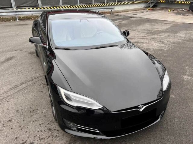 Черный Тесла Модель С, объемом двигателя 0 л и пробегом 89 тыс. км за 11800 $, фото 11 на Automoto.ua