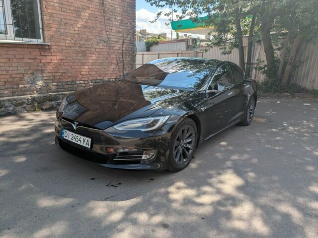 Чорний Тесла Модель С, об'ємом двигуна 0 л та пробігом 162 тис. км за 18974 $, фото 9 на Automoto.ua