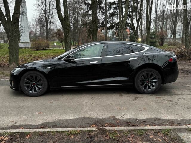 Чорний Тесла Модель С, об'ємом двигуна 0 л та пробігом 64 тис. км за 21490 $, фото 11 на Automoto.ua