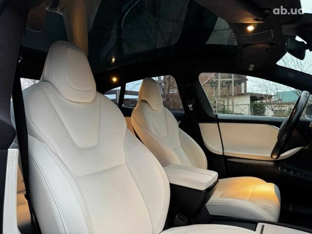 Чорний Тесла Модель С, об'ємом двигуна 0 л та пробігом 64 тис. км за 21490 $, фото 20 на Automoto.ua