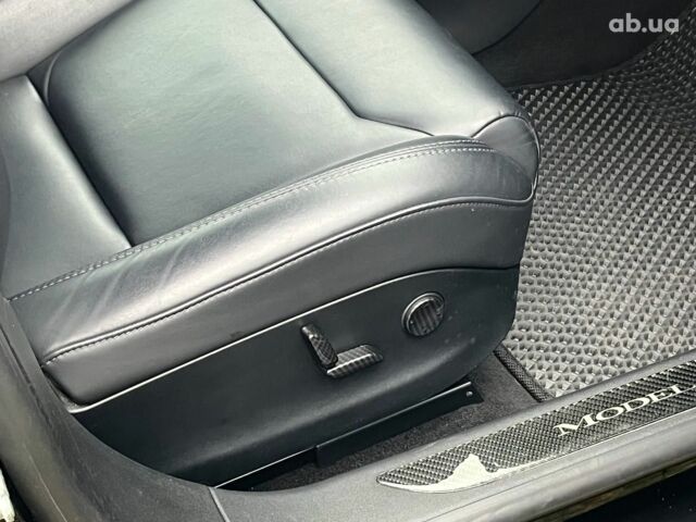 Черный Тесла Модель С, объемом двигателя 0 л и пробегом 148 тыс. км за 28990 $, фото 30 на Automoto.ua