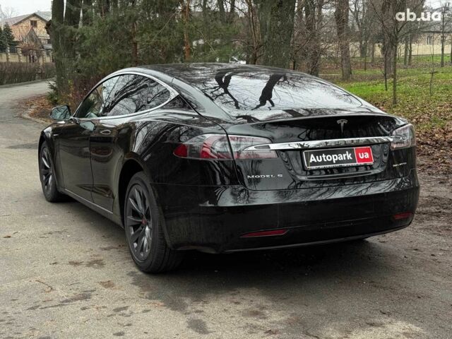 Чорний Тесла Модель С, об'ємом двигуна 0 л та пробігом 64 тис. км за 21490 $, фото 8 на Automoto.ua