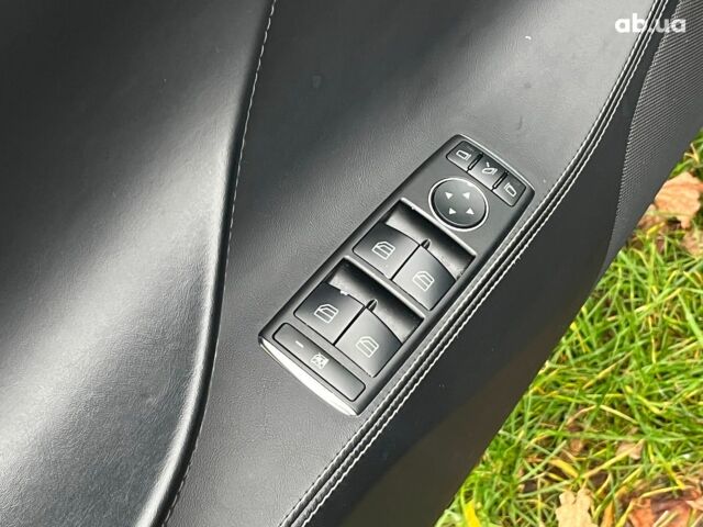 Черный Тесла Модель С, объемом двигателя 0 л и пробегом 148 тыс. км за 28990 $, фото 15 на Automoto.ua