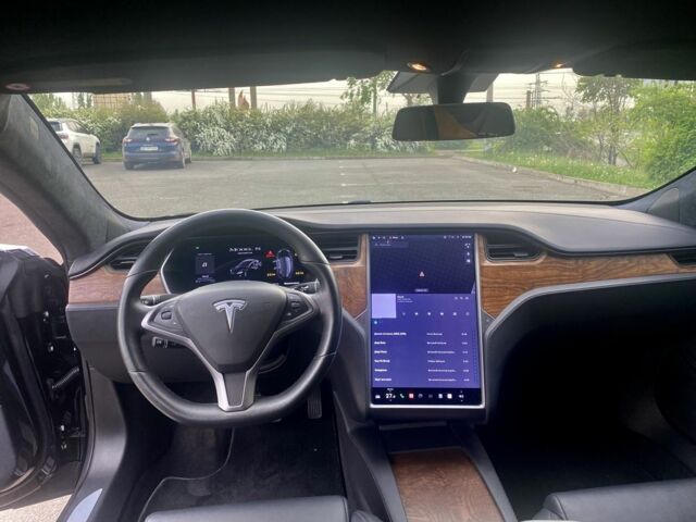 Чорний Тесла Модель С, об'ємом двигуна 0 л та пробігом 71 тис. км за 31000 $, фото 5 на Automoto.ua