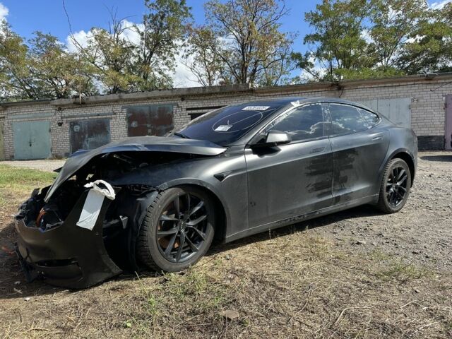 Чорний Тесла Модель С, об'ємом двигуна 0 л та пробігом 27 тис. км за 33000 $, фото 3 на Automoto.ua