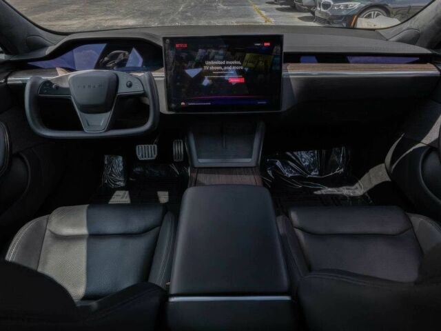 Черный Тесла Модель С, объемом двигателя 0 л и пробегом 24 тыс. км за 22400 $, фото 12 на Automoto.ua