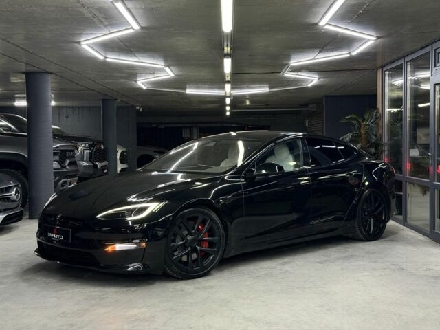 Черный Тесла Модель С, объемом двигателя 0 л и пробегом 21 тыс. км за 46500 $, фото 6 на Automoto.ua