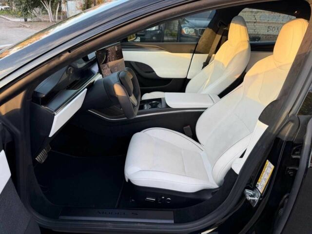 Тесла Модель С 2024 у Запоріжжя на Automoto.ua Чорний Тесла Модель С, об'ємом двигуна 0 л та пробігом 16 тис. км за 84000 $, фото 7 на Automoto.ua