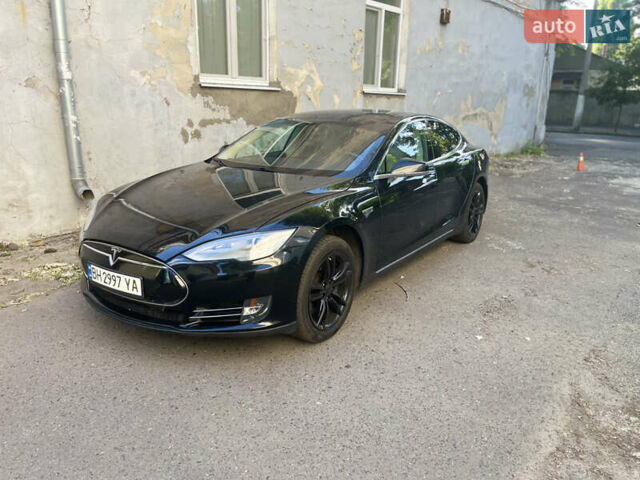 Черный Тесла Модель С, объемом двигателя 0 л и пробегом 152 тыс. км за 12500 $, фото 1 на Automoto.ua