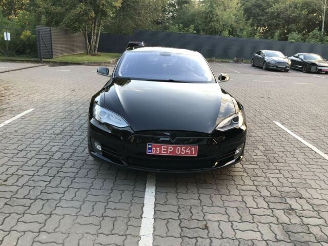 Черный Тесла Модель С, объемом двигателя 0 л и пробегом 190 тыс. км за 12999 $, фото 2 на Automoto.ua