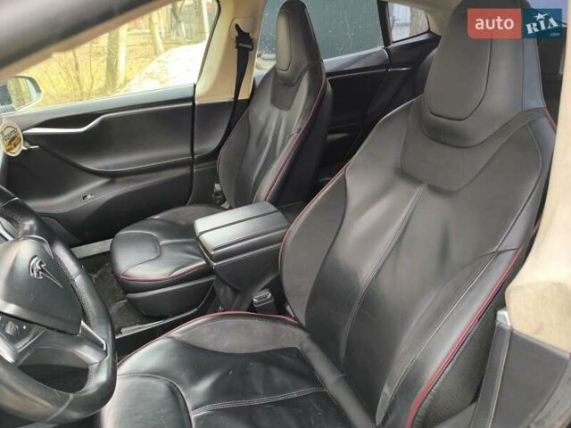 Чорний Тесла Модель С, об'ємом двигуна 0 л та пробігом 144 тис. км за 17000 $, фото 20 на Automoto.ua