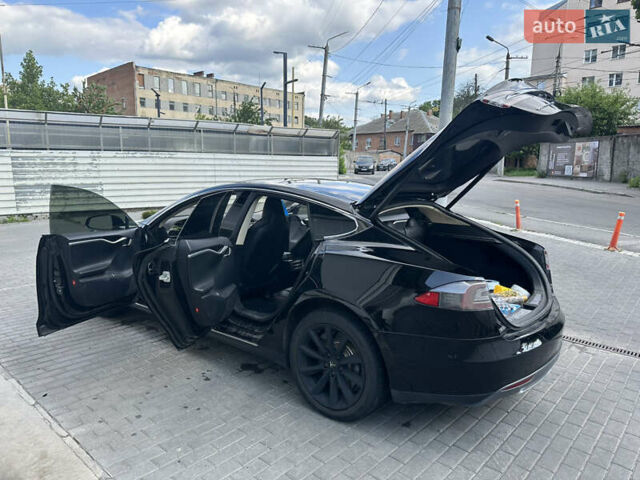 Черный Тесла Модель С, объемом двигателя 0 л и пробегом 125 тыс. км за 13300 $, фото 13 на Automoto.ua