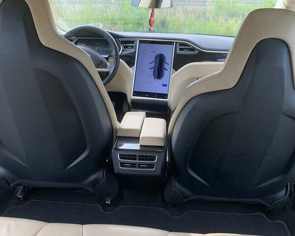 Черный Тесла Модель С, объемом двигателя 0 л и пробегом 278 тыс. км за 11600 $, фото 13 на Automoto.ua