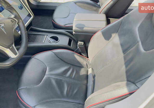 Черный Тесла Модель С, объемом двигателя 0 л и пробегом 145 тыс. км за 15000 $, фото 35 на Automoto.ua