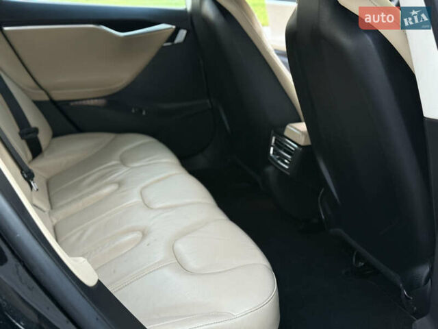 Чорний Тесла Модель С, об'ємом двигуна 0 л та пробігом 148 тис. км за 11999 $, фото 33 на Automoto.ua