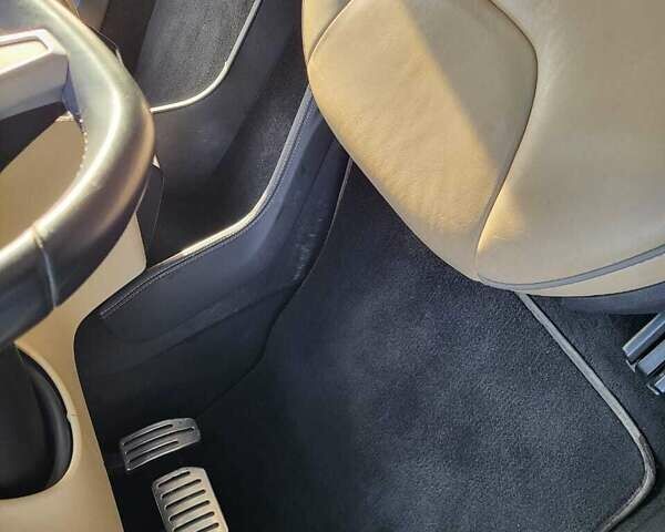 Чорний Тесла Модель С, об'ємом двигуна 0 л та пробігом 176 тис. км за 12500 $, фото 13 на Automoto.ua