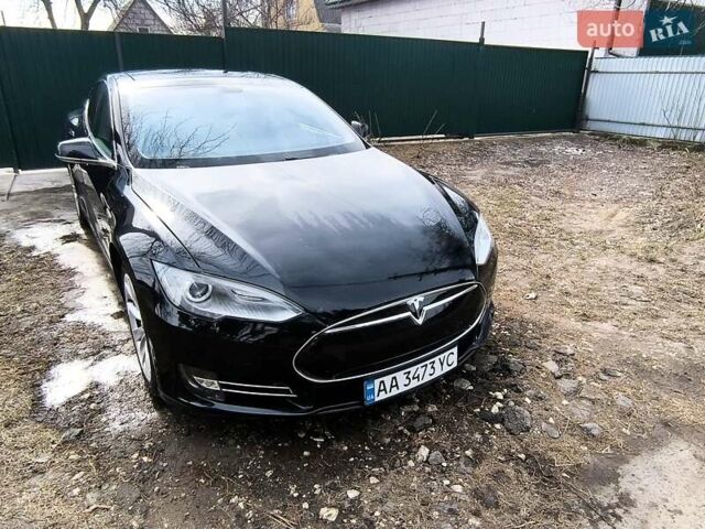 Черный Тесла Модель С, объемом двигателя 0 л и пробегом 144 тыс. км за 17000 $, фото 2 на Automoto.ua