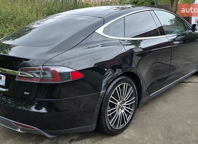 Чорний Тесла Модель С, об'ємом двигуна 0 л та пробігом 245 тис. км за 13100 $, фото 2 на Automoto.ua