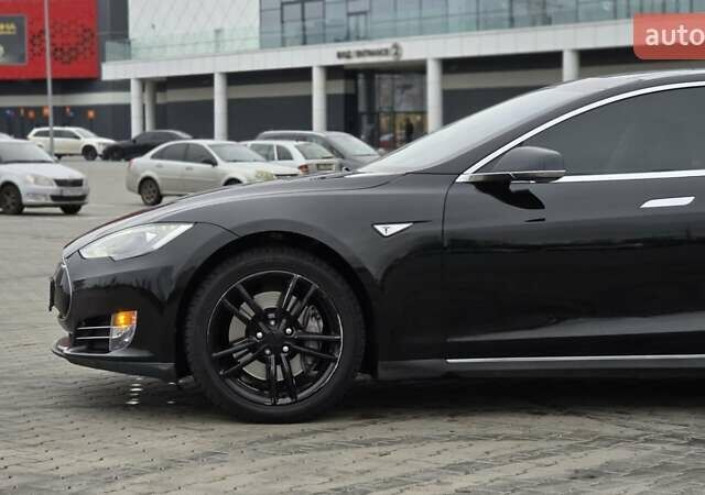 Чорний Тесла Модель С, об'ємом двигуна 0 л та пробігом 148 тис. км за 14499 $, фото 5 на Automoto.ua