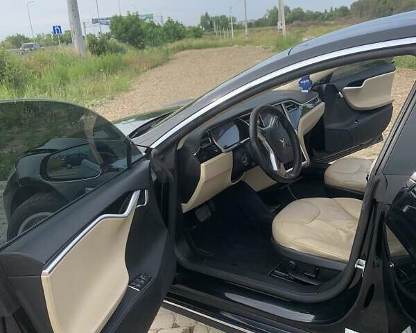 Черный Тесла Модель С, объемом двигателя 0 л и пробегом 278 тыс. км за 11600 $, фото 10 на Automoto.ua