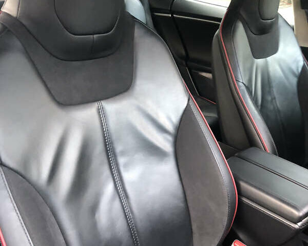 Черный Тесла Модель С, объемом двигателя 0 л и пробегом 170 тыс. км за 13399 $, фото 15 на Automoto.ua
