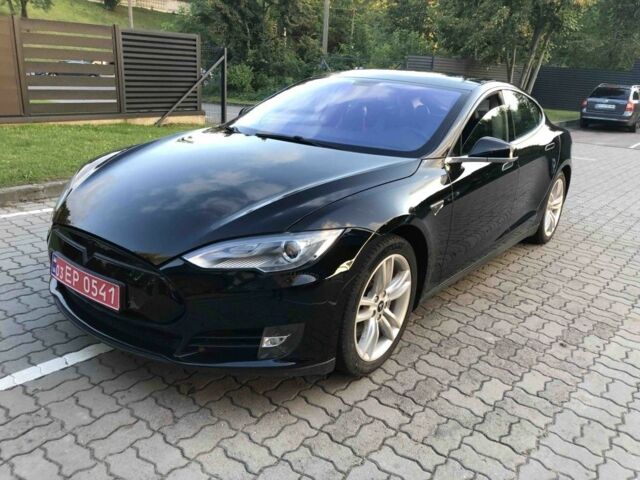 Черный Тесла Модель С, объемом двигателя 0 л и пробегом 190 тыс. км за 12999 $, фото 1 на Automoto.ua