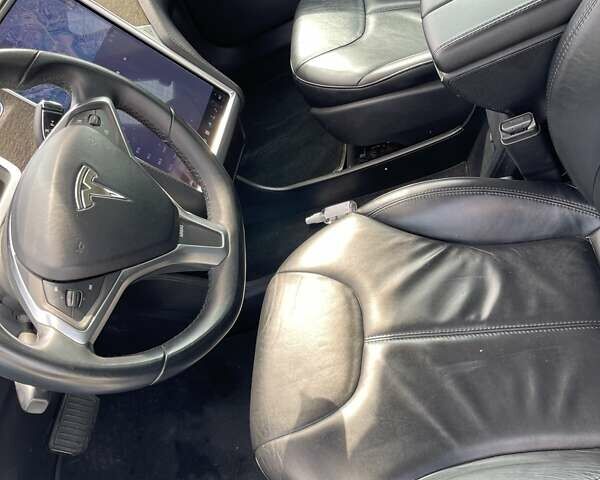 Черный Тесла Модель С, объемом двигателя 0 л и пробегом 188 тыс. км за 12499 $, фото 25 на Automoto.ua
