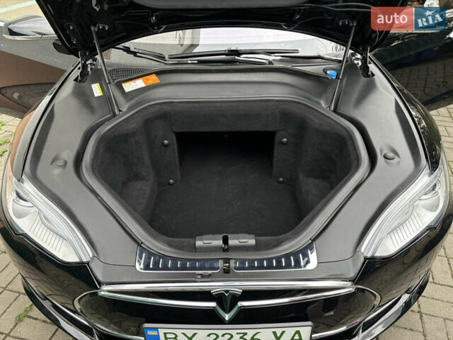 Черный Тесла Модель С, объемом двигателя 0 л и пробегом 130 тыс. км за 15300 $, фото 22 на Automoto.ua