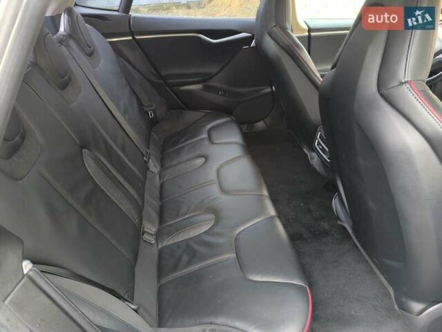 Чорний Тесла Модель С, об'ємом двигуна 0 л та пробігом 144 тис. км за 17000 $, фото 13 на Automoto.ua