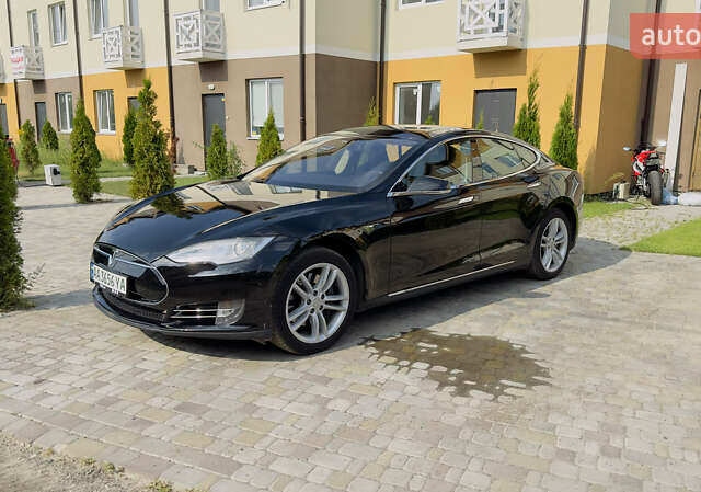 Черный Тесла Модель С, объемом двигателя 0 л и пробегом 145 тыс. км за 15000 $, фото 2 на Automoto.ua