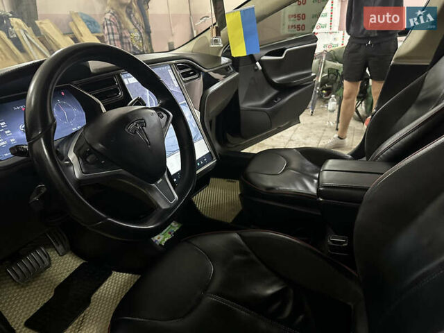 Черный Тесла Модель С, объемом двигателя 0 л и пробегом 125 тыс. км за 13300 $, фото 20 на Automoto.ua