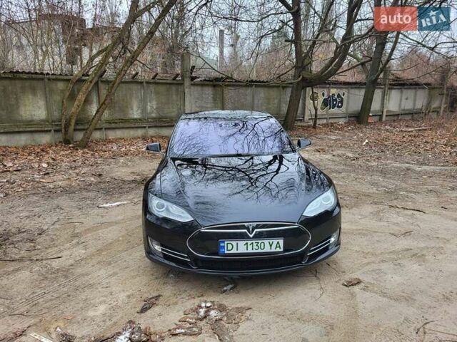 Черный Тесла Модель С, объемом двигателя 0 л и пробегом 150 тыс. км за 15000 $, фото 2 на Automoto.ua