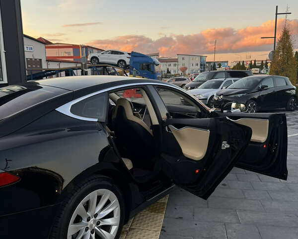 Черный Тесла Модель С, объемом двигателя 0 л и пробегом 280 тыс. км за 9999 $, фото 40 на Automoto.ua