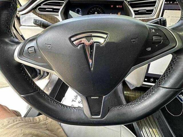 Черный Тесла Модель С, объемом двигателя 0 л и пробегом 80 тыс. км за 7800 $, фото 8 на Automoto.ua