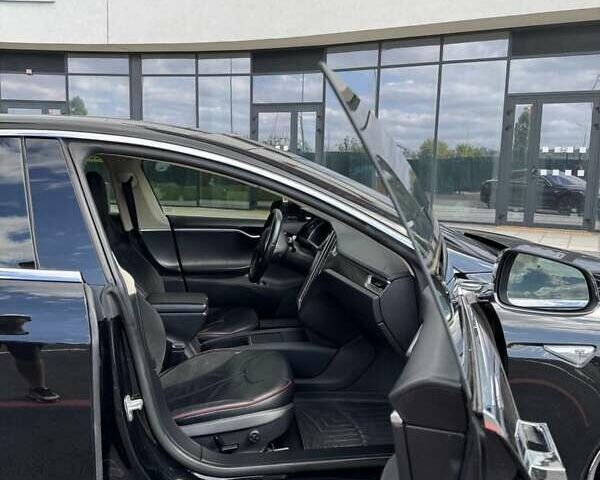 Чорний Тесла Модель С, об'ємом двигуна 0 л та пробігом 146 тис. км за 11500 $, фото 4 на Automoto.ua