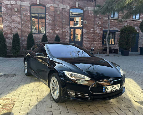 Чорний Тесла Модель С, об'ємом двигуна 0 л та пробігом 28 тис. км за 16000 $, фото 3 на Automoto.ua