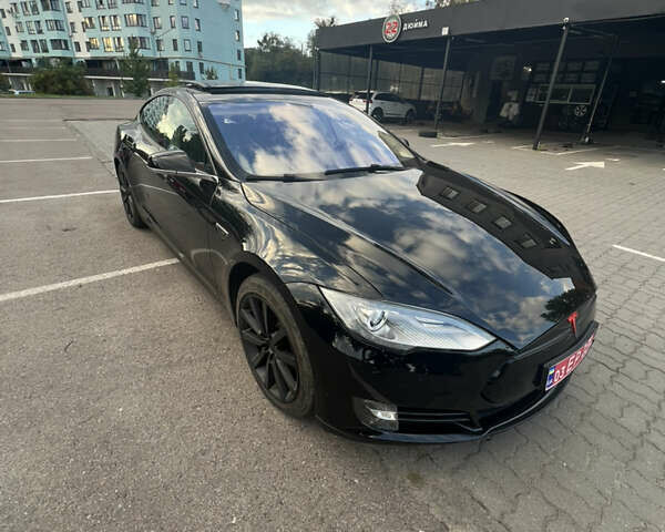Черный Тесла Модель С, объемом двигателя 0 л и пробегом 170 тыс. км за 13399 $, фото 58 на Automoto.ua