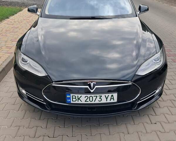 Черный Тесла Модель С, объемом двигателя 0 л и пробегом 370 тыс. км за 11600 $, фото 3 на Automoto.ua