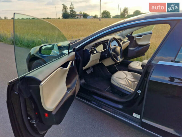 Черный Тесла Модель С, объемом двигателя 0 л и пробегом 218 тыс. км за 18100 $, фото 6 на Automoto.ua