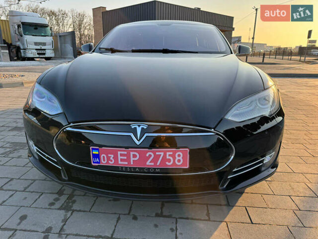 Черный Тесла Модель С, объемом двигателя 0 л и пробегом 255 тыс. км за 12999 $, фото 1 на Automoto.ua