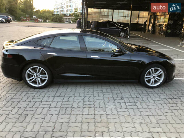Черный Тесла Модель С, объемом двигателя 0 л и пробегом 170 тыс. км за 13399 $, фото 45 на Automoto.ua