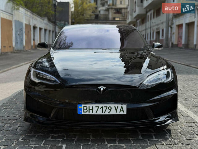 Черный Тесла Модель С, объемом двигателя 0 л и пробегом 150 тыс. км за 14000 $, фото 2 на Automoto.ua