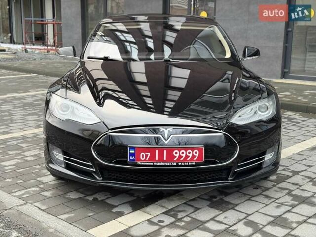 Черный Тесла Модель С, объемом двигателя 0 л и пробегом 180 тыс. км за 17300 $, фото 2 на Automoto.ua
